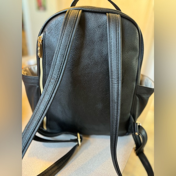 Diaper bag - Picture 5 of 6